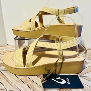 OluKai Onohi Strappy Women's 8 Leather Platform Sandals Warm Beige / Warm Beige